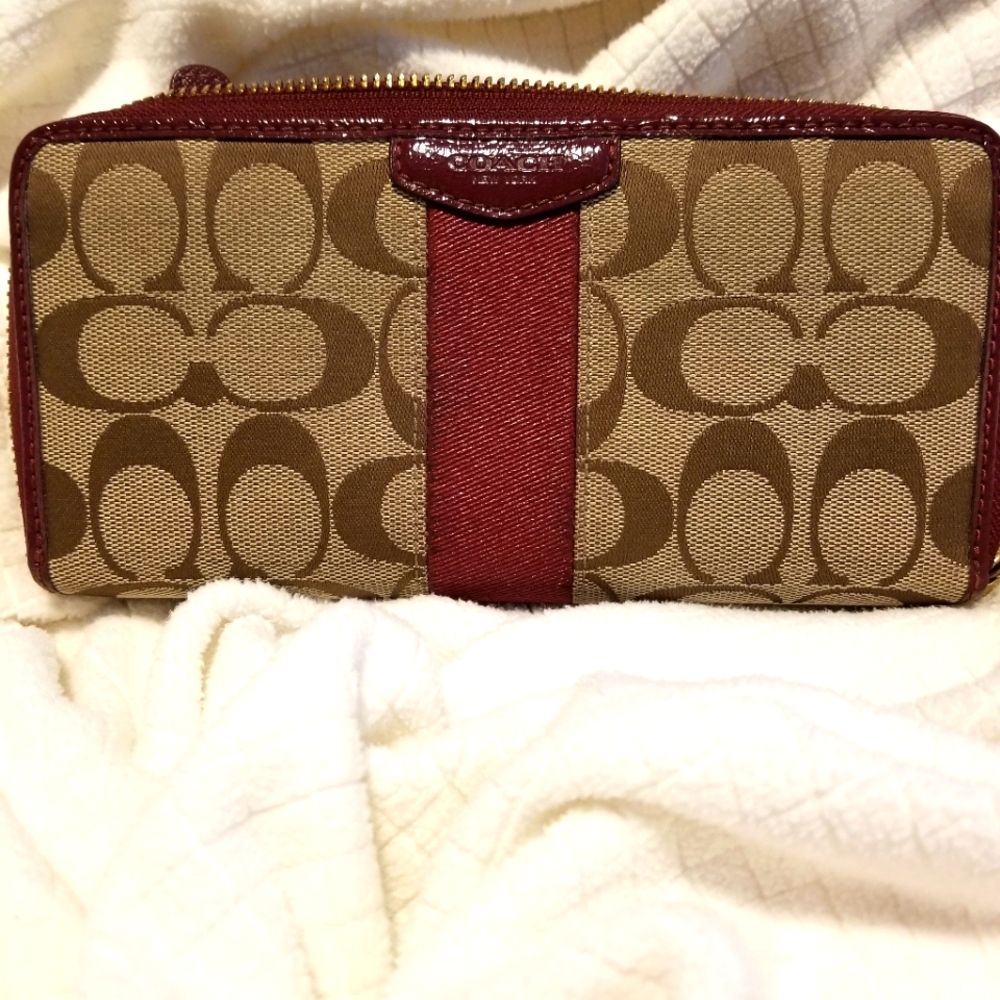 Coach long wallet